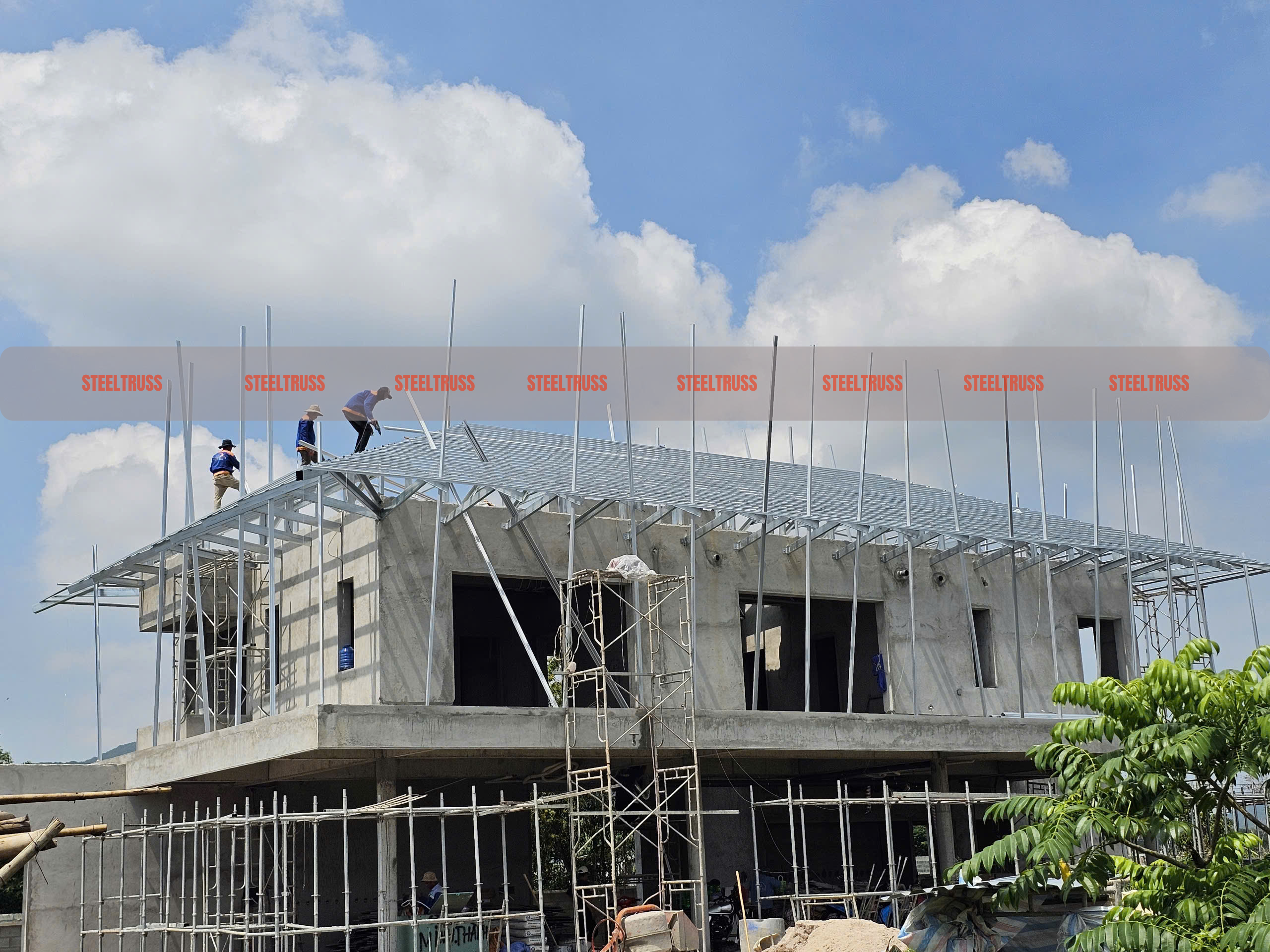 khung kèo thép ngói địa trung hải