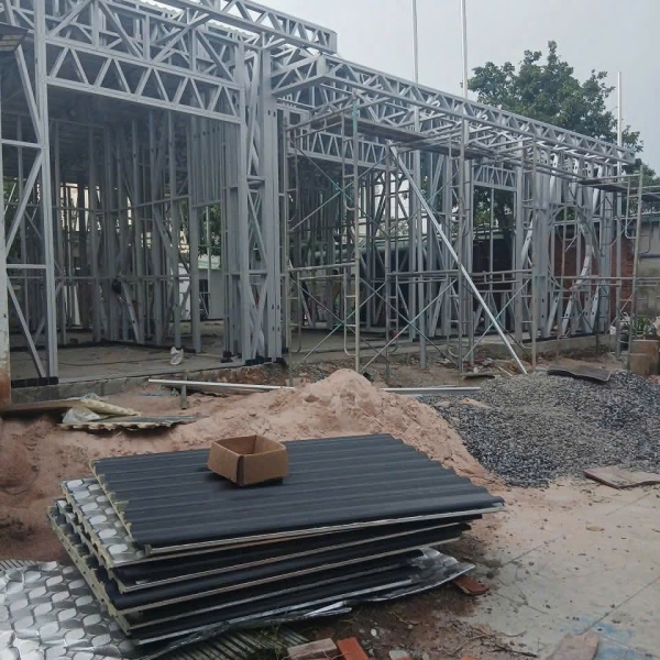 BÁO GIÁ THI CÔNG NHÀ KHUNG THÉP BẰNG THÉP MẠ NHẸ CỠ NHỎ DÙNG LÀM NHÀ VĂN PHÒNG