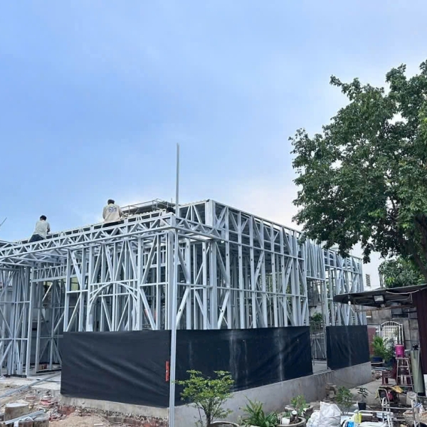 BÁO GIÁ THI CÔNG NHÀ KHUNG THÉP BẰNG THÉP MẠ NHẸ CỠ NHỎ DÙNG LÀM NHÀ VĂN PHÒNG